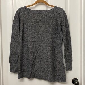 Banana Republic Asymmetrical Hem Long Sleeve Sweater Shirt Gray Medium